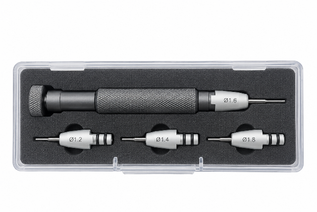 PRECISION SCREWDRIVER SET WITH 1.2, 1.4, 1.6, 1.8MM BLADE FOR WATCH LINK REMOVAL